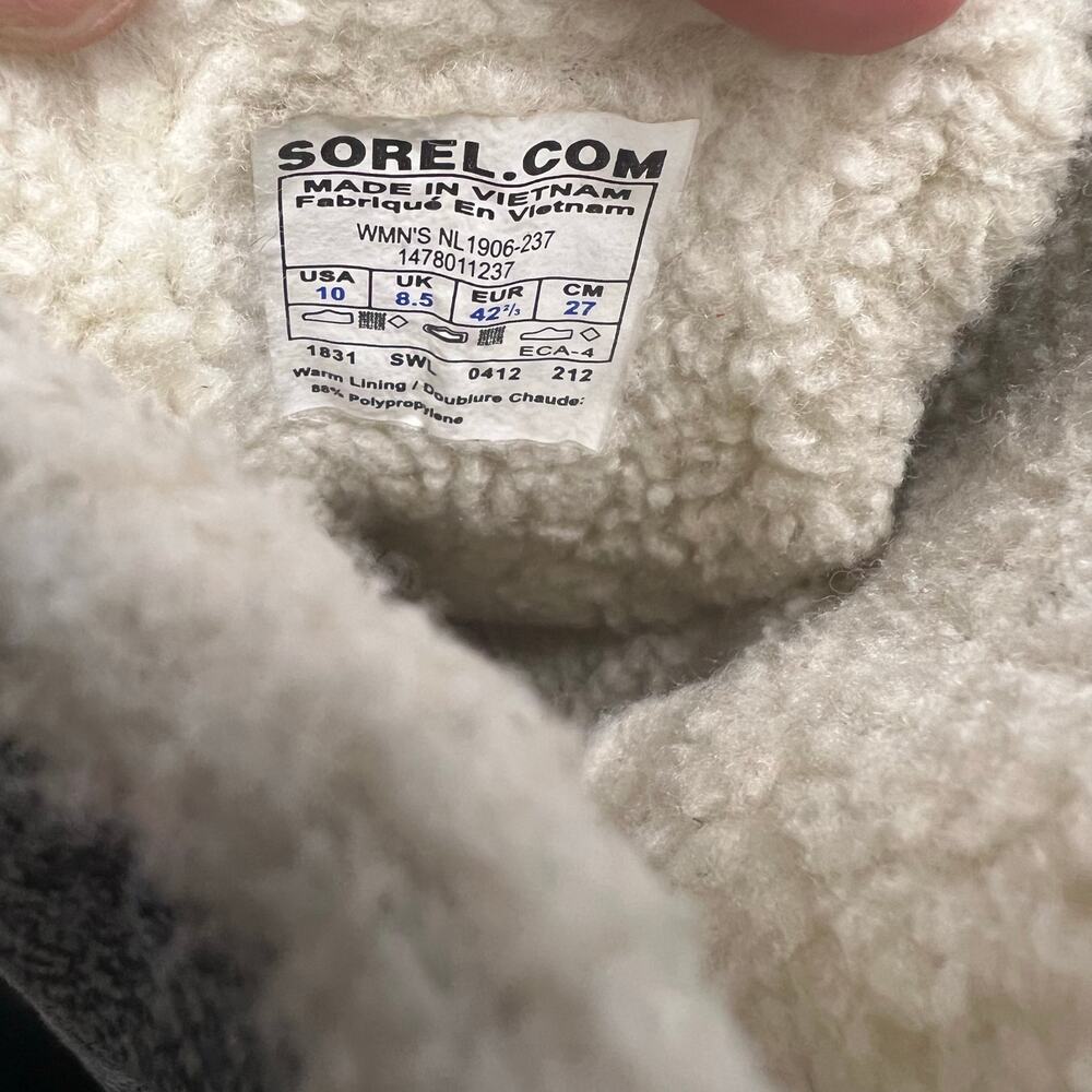 Sorel gray winter boots size 10 - Picture 5 of 6